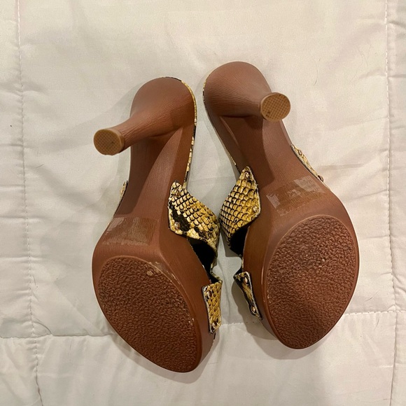 Cape Robin Mules size 7 - Picture 3 of 5